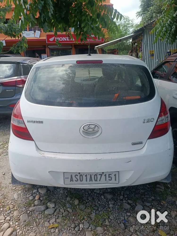 Hyundai I20 Sportz Petrol 2010