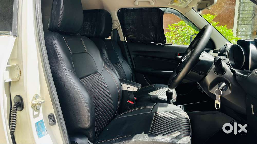 Maruti Suzuki Swift Vxi Optional, 2022, Petrol