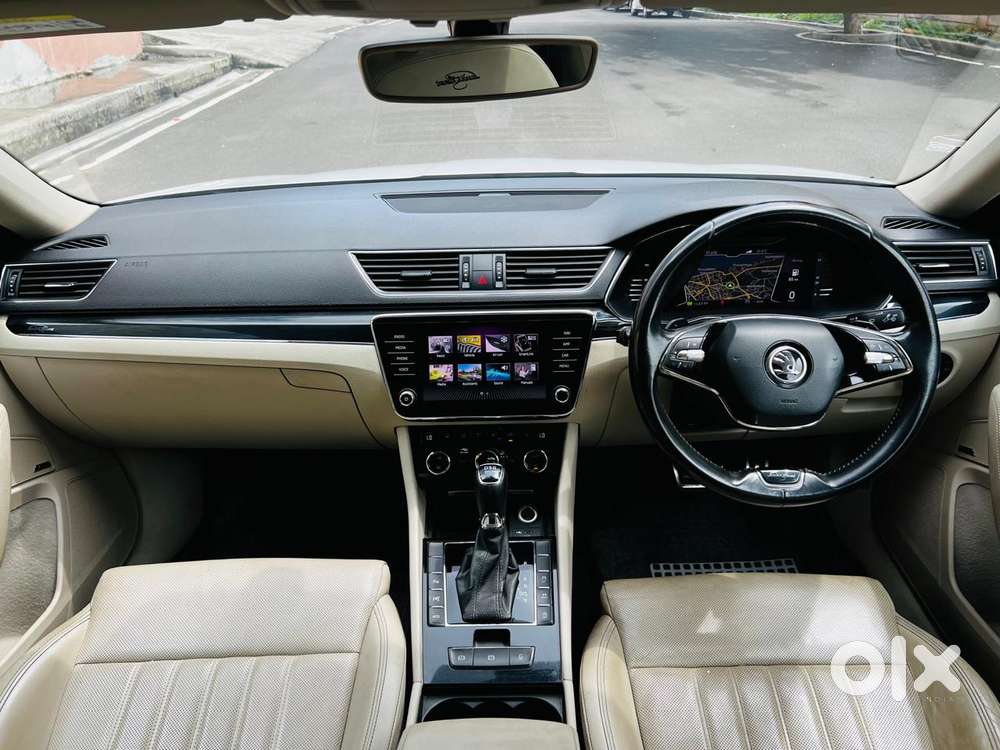 Skoda Superb 2.0 L&k Tsi At, 2021, Petrol