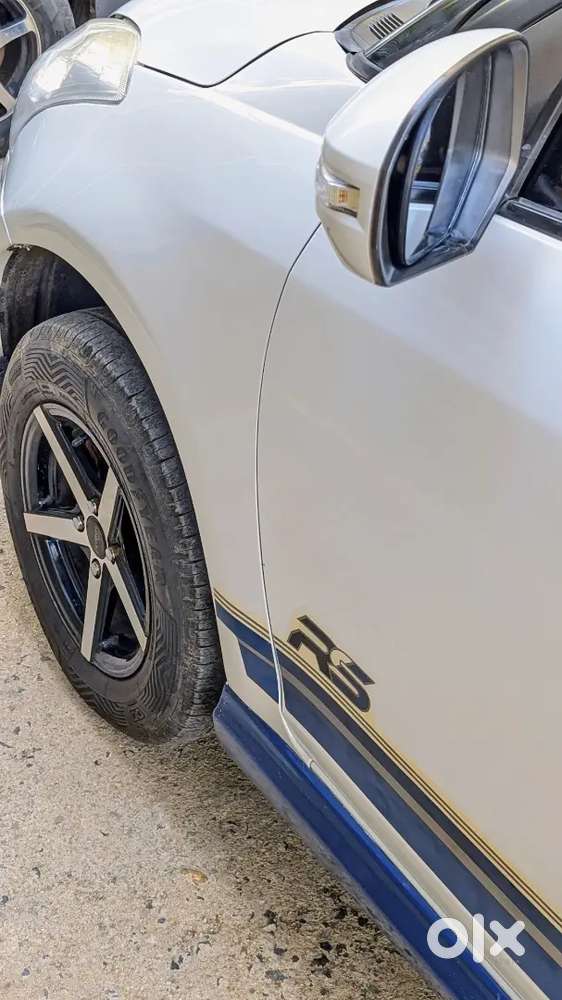 Maruti Suzuki Swift 2015 Diesel 84668 Km Driven