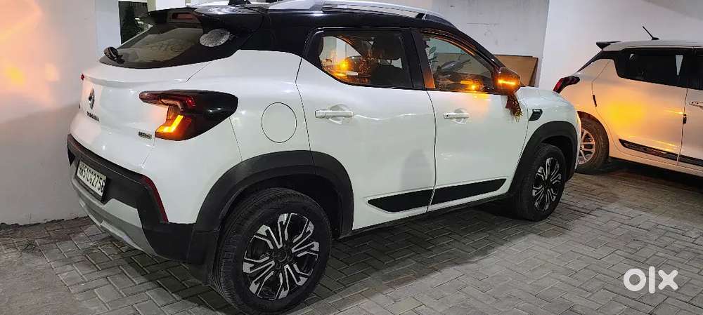 Kiger 2022 Rxz Dual Tone Good Condition - Urgent Sale