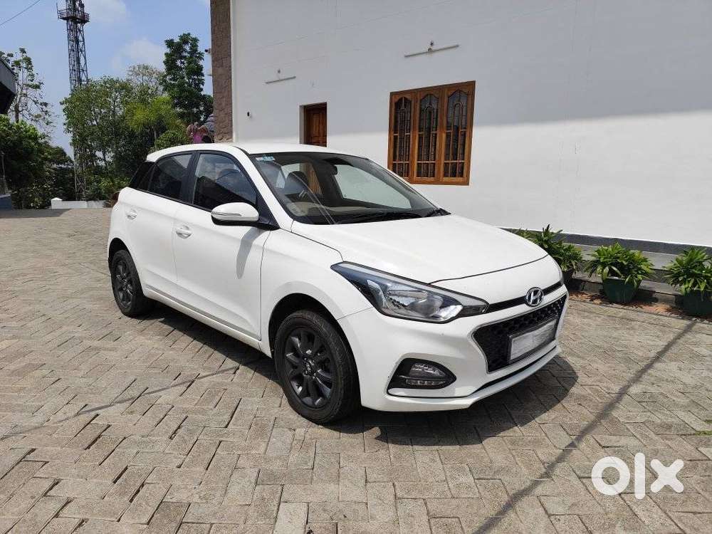 Hyundai I20 Sportz Plus, 2020, Petrol