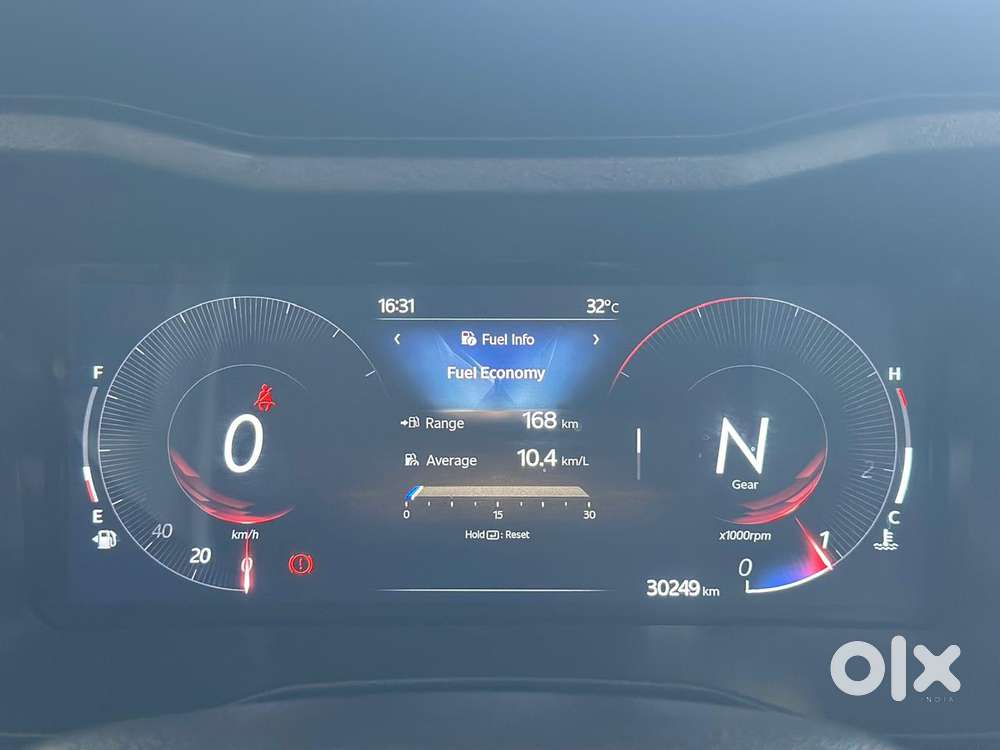 Mahindra Xuv 3xo Ax7 Diesel Mt, 2024, Diesel