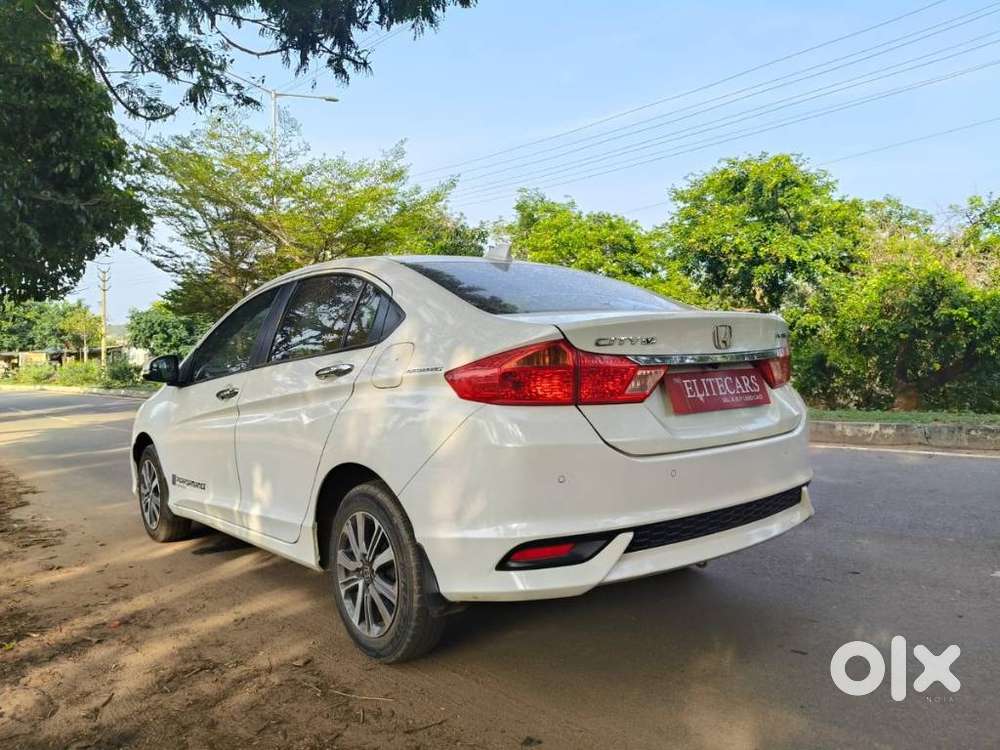 Honda City V Inspire, 2022, Petrol