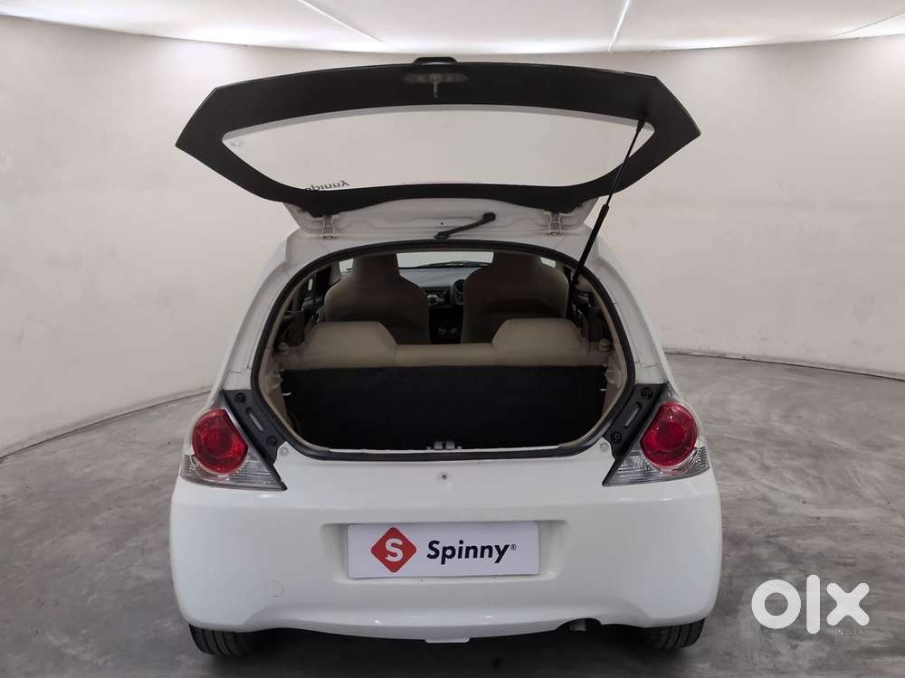Honda Brio 2013-2016 V Mt, 2013, Petrol