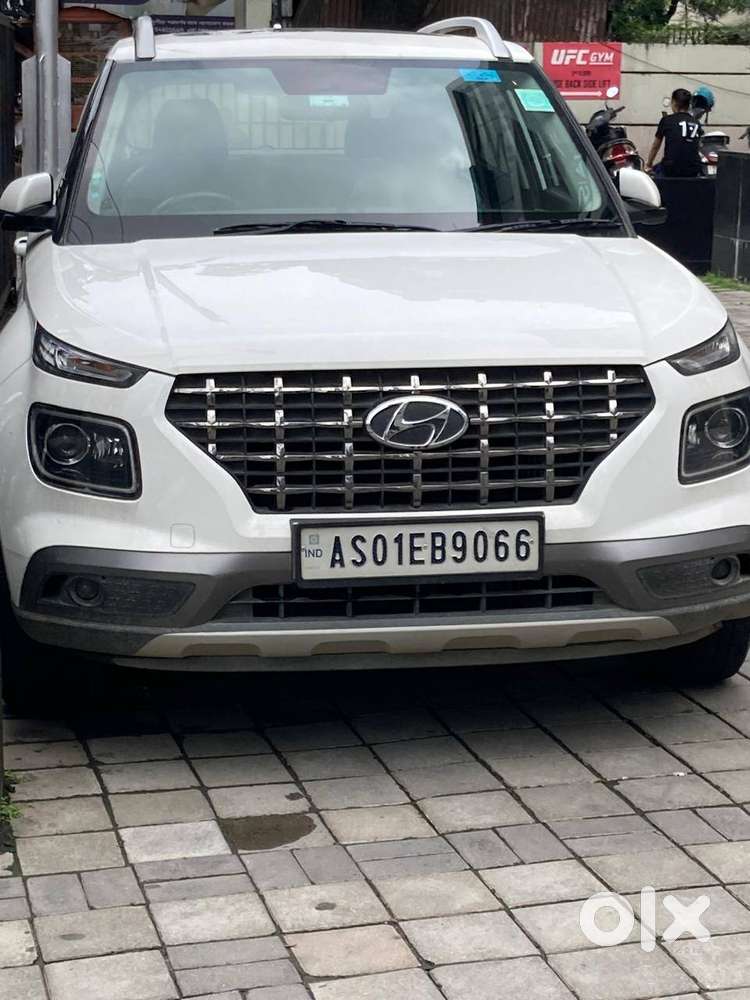 Hyundai Venue 2019 Petrol Well Maintained