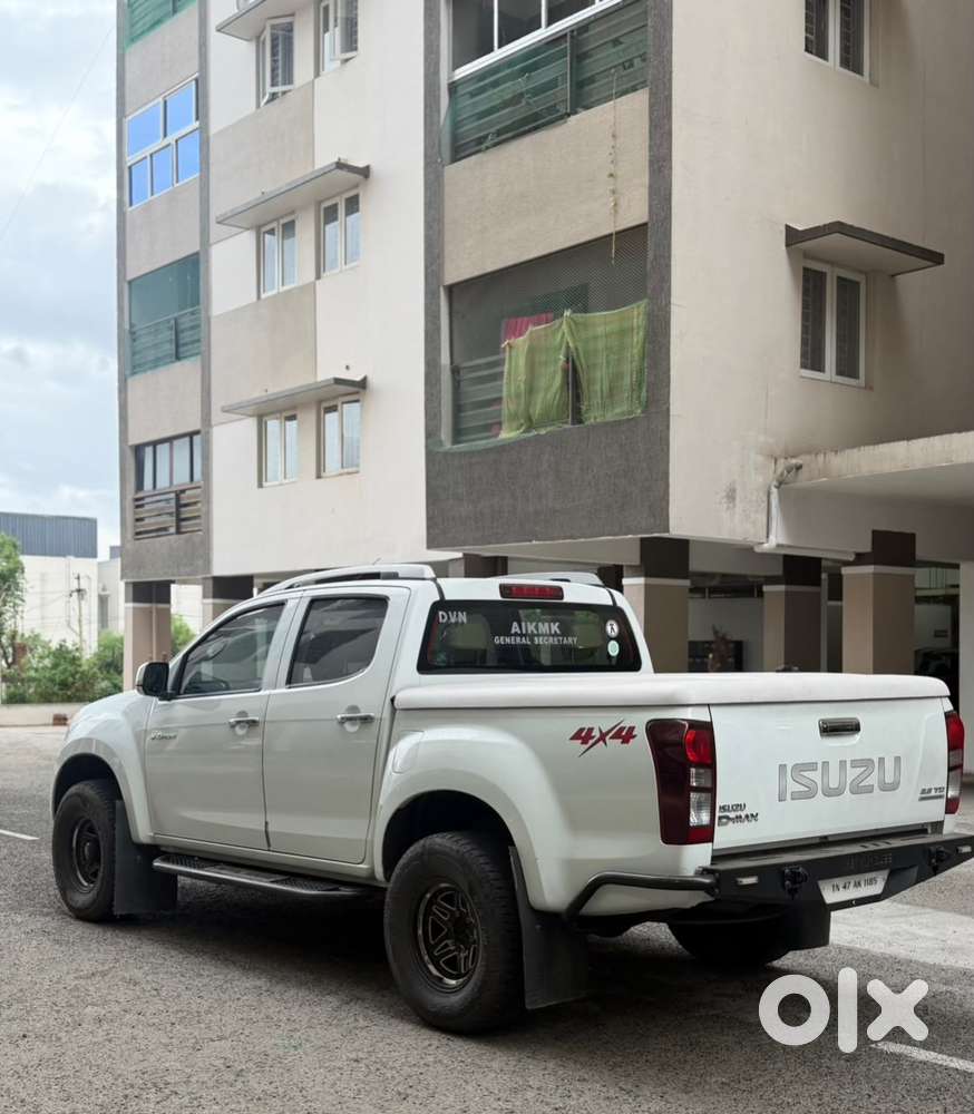 Isuzu V-cross Z 4x4 Mt, 2017, Diesel