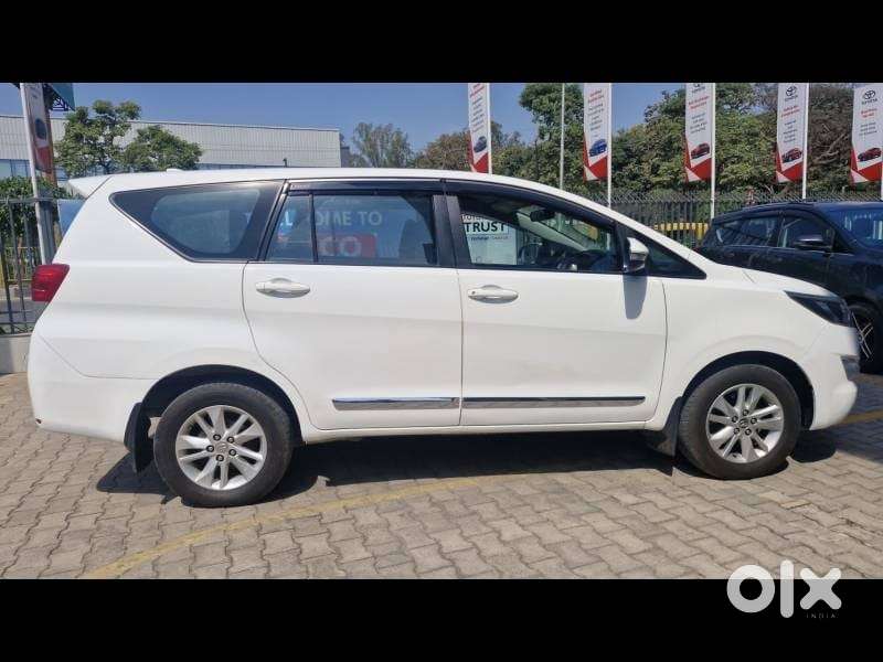 Toyota Innova Crysta 2.4 Gx Mt, 2019