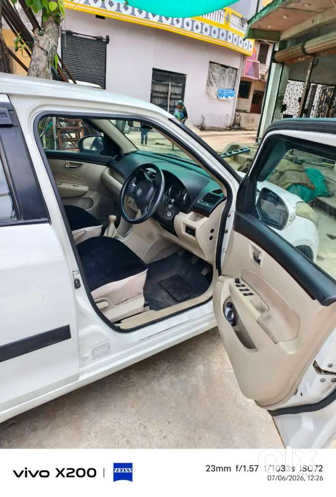 Maruti Suzuki Swift Dzire 2013