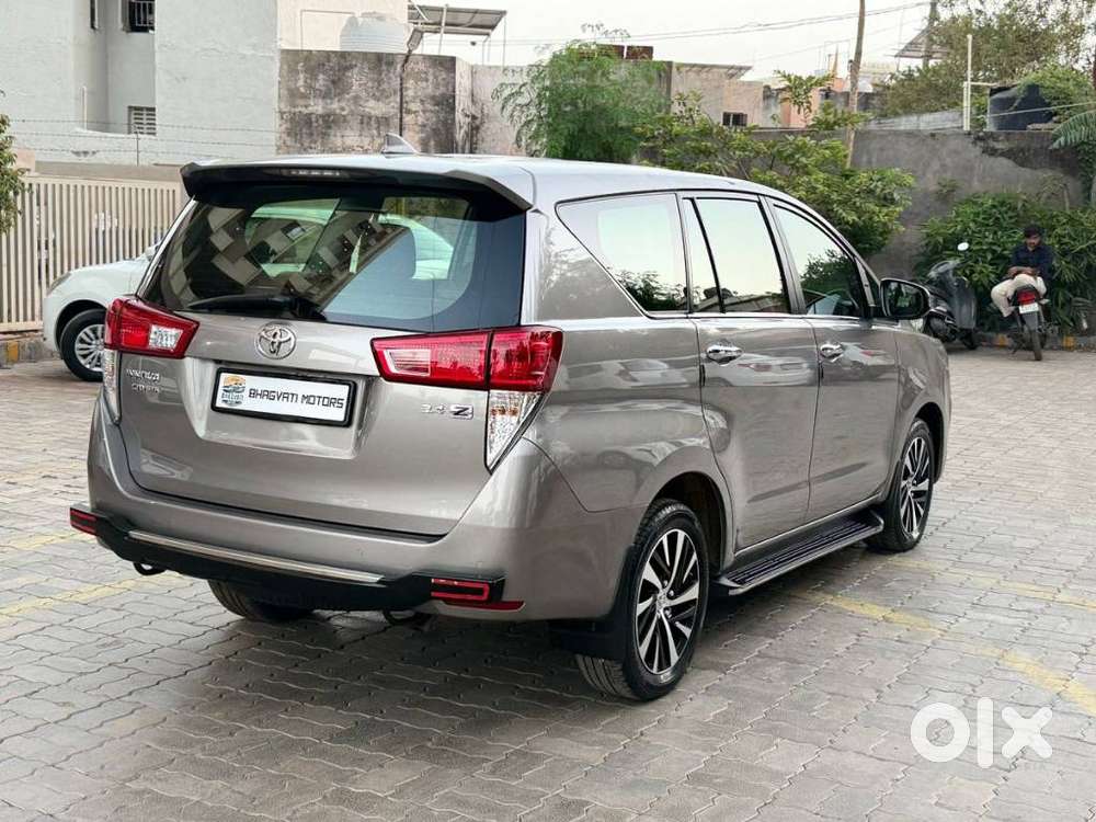 Toyota Innova Crysta 2.4zx Automatic, 2022, Diesel