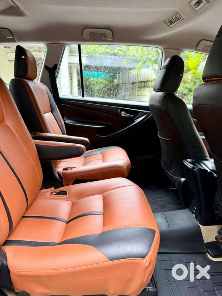 Toyota Innova Crysta [2020-ongoing] 2.4 Gx 7 Str, 2021, Diesel