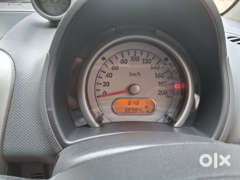 Maruti Suzuki Ritz Vxi, 2011, Petrol