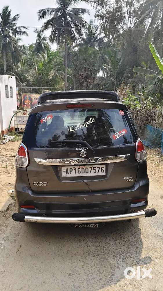 Maruti Suzuki Ertiga 2016 Diesel 185000 Km Driven