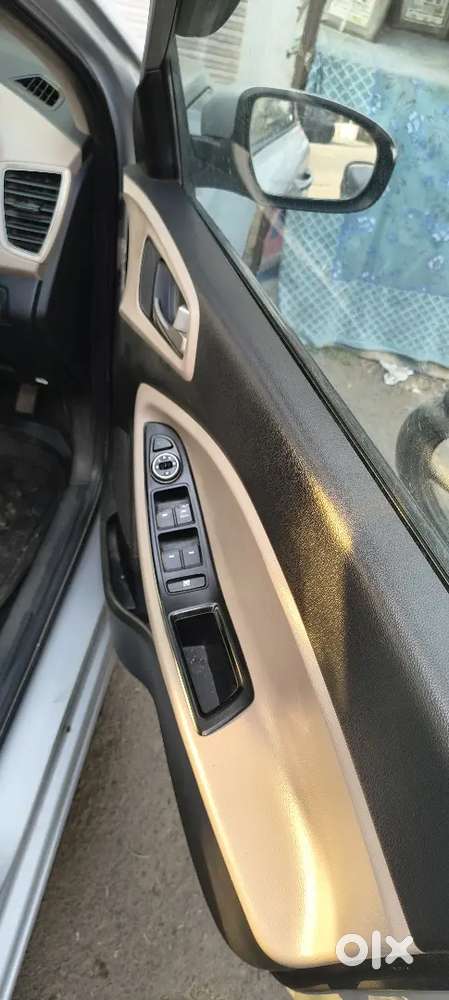 Hyundai I20 2015 Petrol Well Maintained