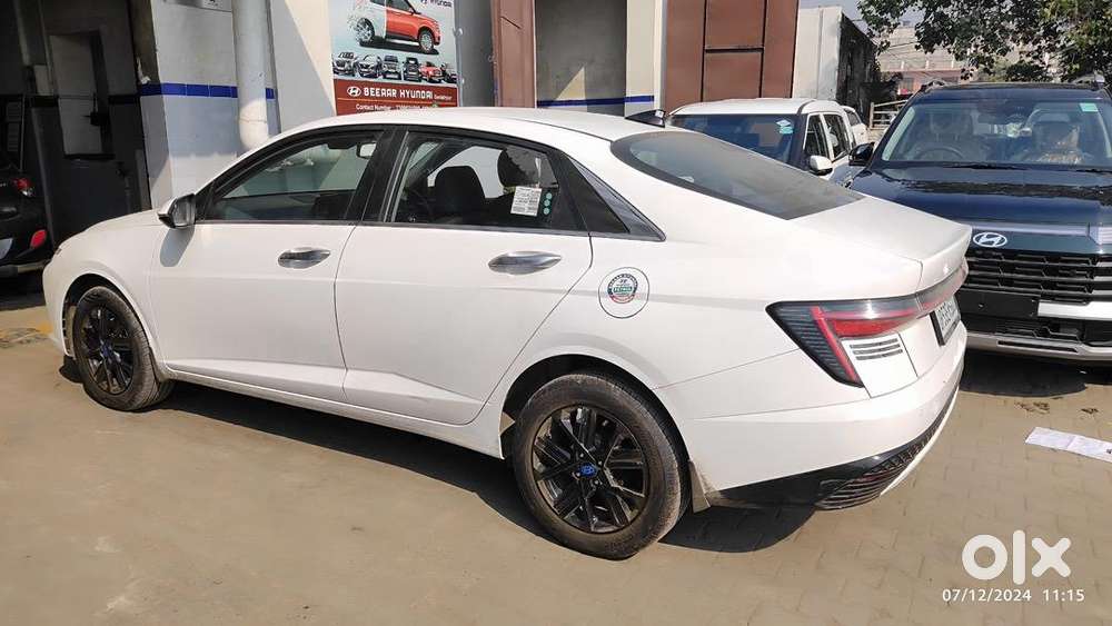 Hyundai Car 2023 Odometer 13000 Km
