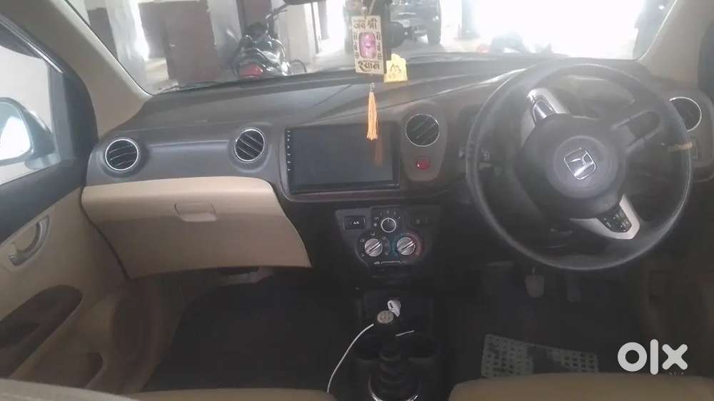 Top Model Honda Amaze Vx 2013 Petrol Manual