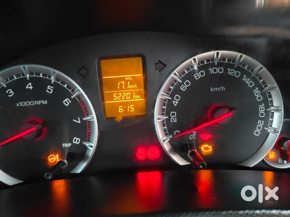 Maruti Suzuki Swift Vxi Optional, 2016, Petrol