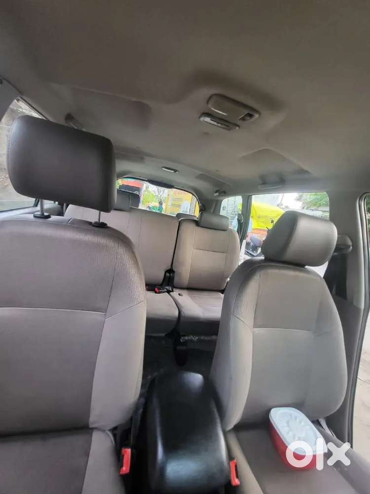 Toyota Innova 2015 Diesel Well Maintained