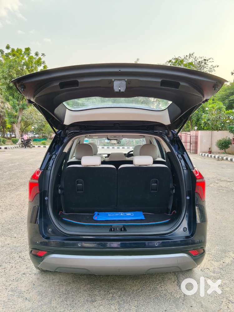 Mahindra Xuv700 Ax7 Awd, 2022, Diesel