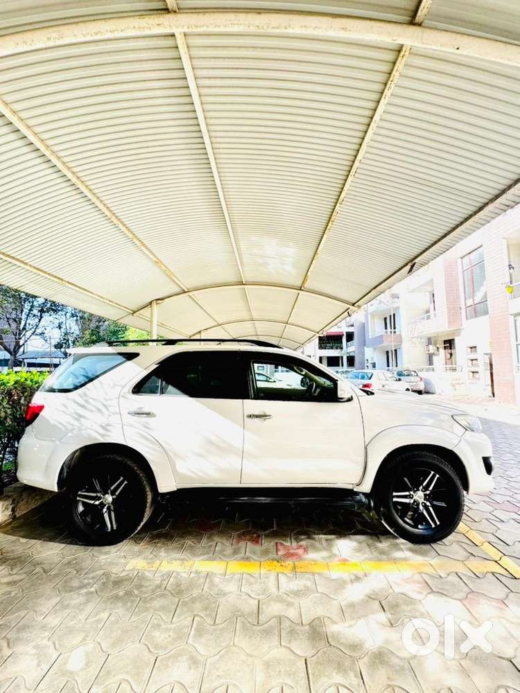 Toyota Fortuner 2010 Diesel Good Condition Like New . Fully Maintained