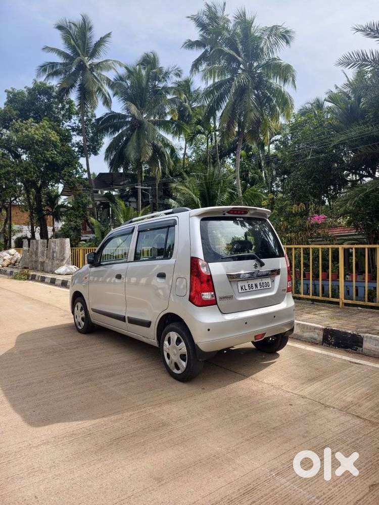 Maruti Suzuki Wagon R 1.0 Vxi, 2016, Petrol