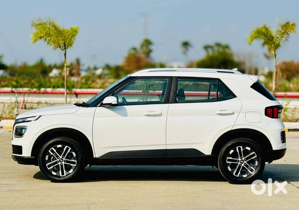 Hyundai Venue Sx Mt, 2024, Diesel