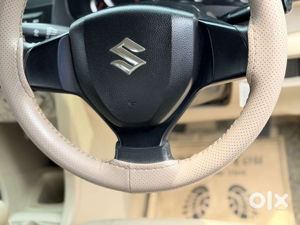 Maruti Suzuki Swift Dzire Vdi Optional, 2015, Diesel
