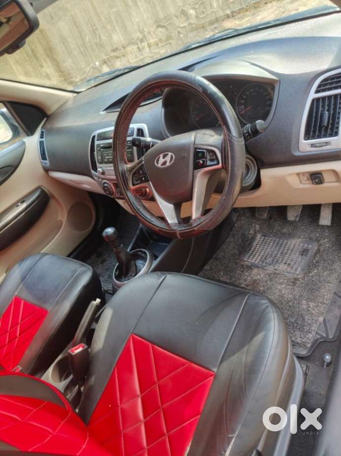 Hyundai I20 Sportz 1.2 Bs-iv, 2012, Cng & Hybrids