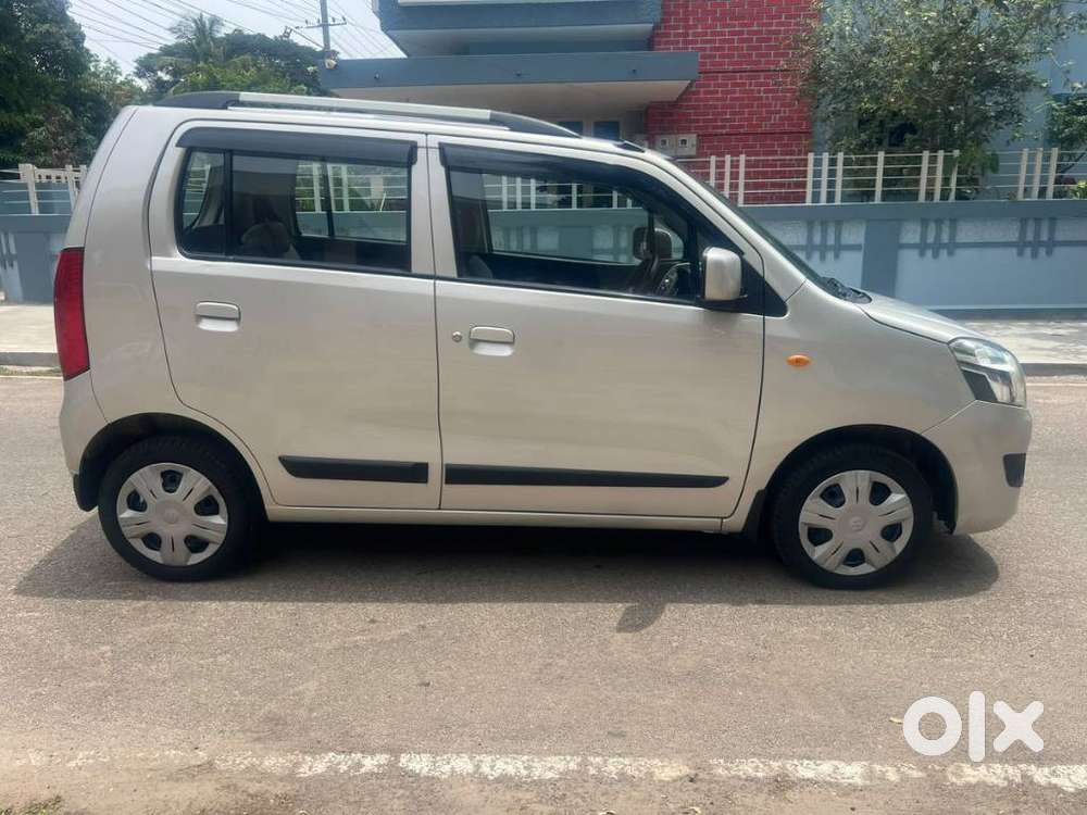 Maruti Suzuki Wagon R VXI, 2016, Petrol