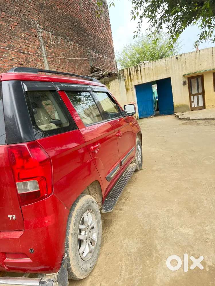 Mahindra Tuv 300 2016 Diesel 130000 Km Driven