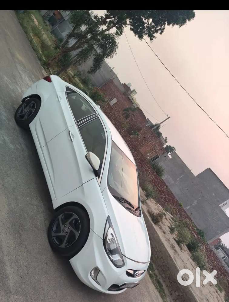 Verna  2011 Model