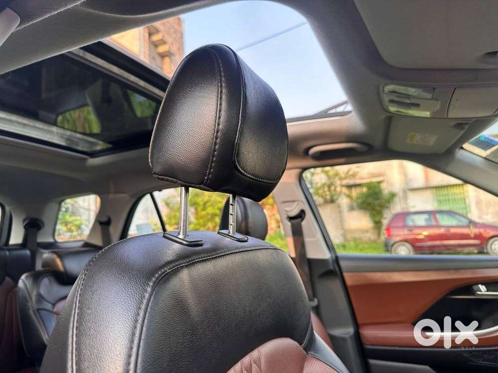 Hyundai Alcazar Signature, 2021, Petrol