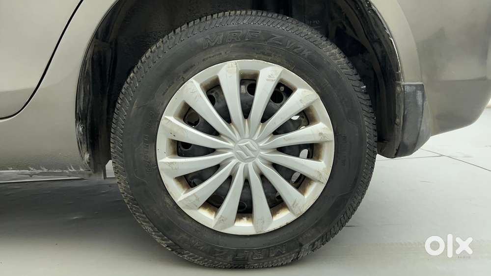 Maruti Suzuki Swift Dzire 1.3 Vxi, 2015, Petrol
