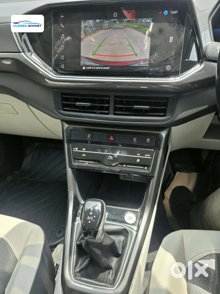 Volkswagen Taigun 1.0 Tsi Topline At, 2022, Petrol