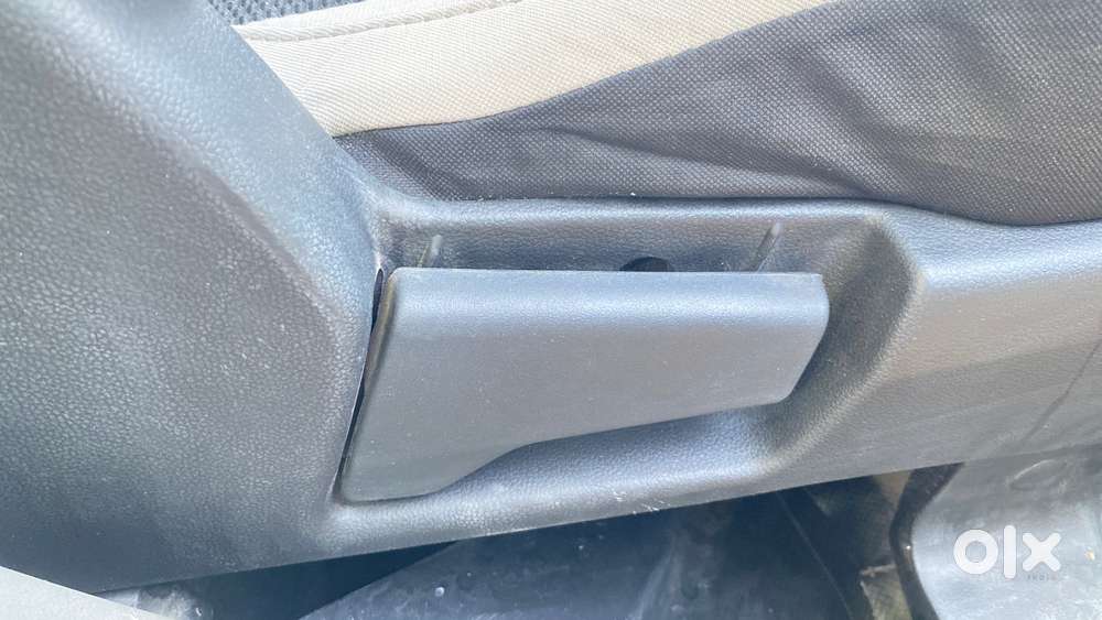 Renault Triber Rxt, 2022, Petrol