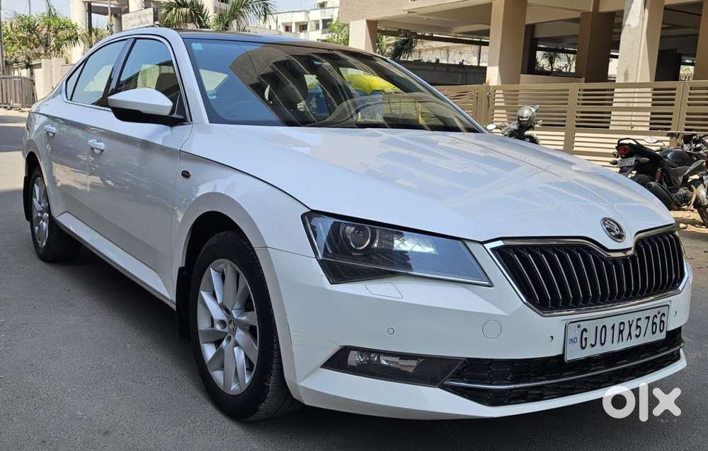 Skoda Superb Lk 1.8 Tsi At, 2017, Petrol