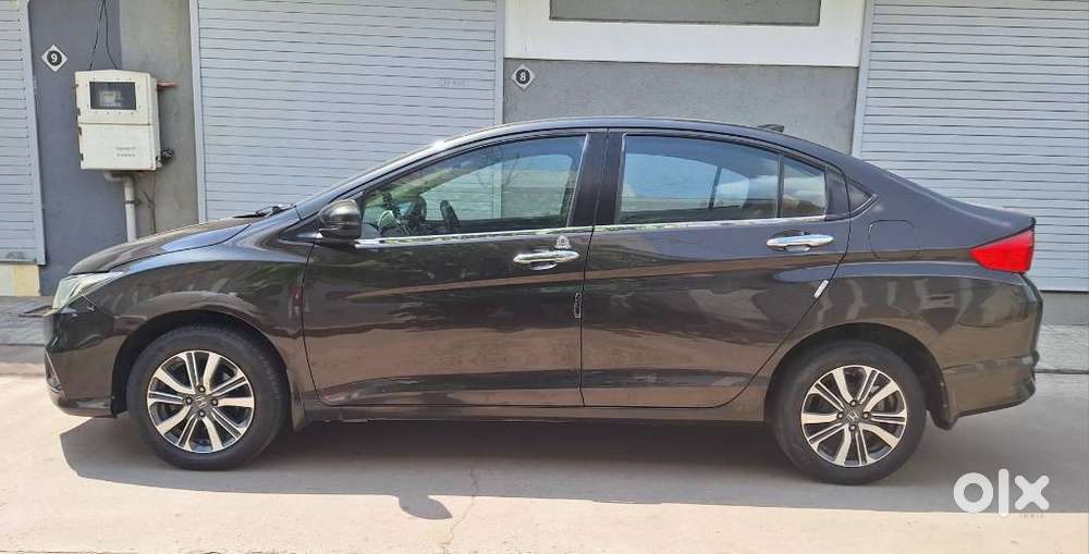 Honda City I-vtec V, 2017, Petrol