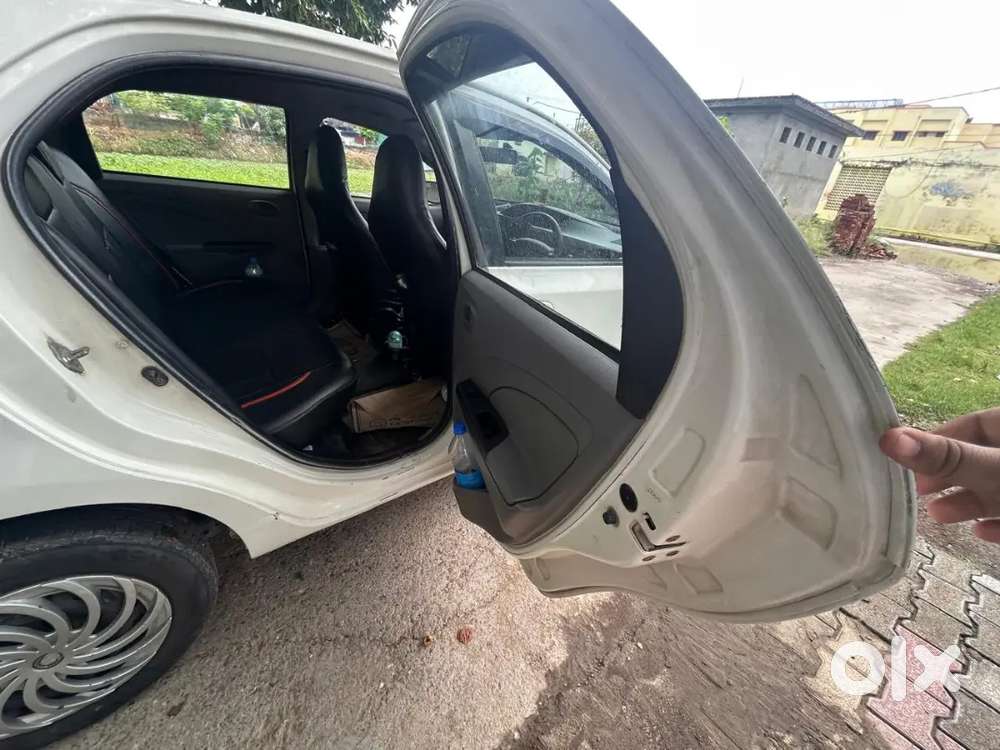 Doctor Car