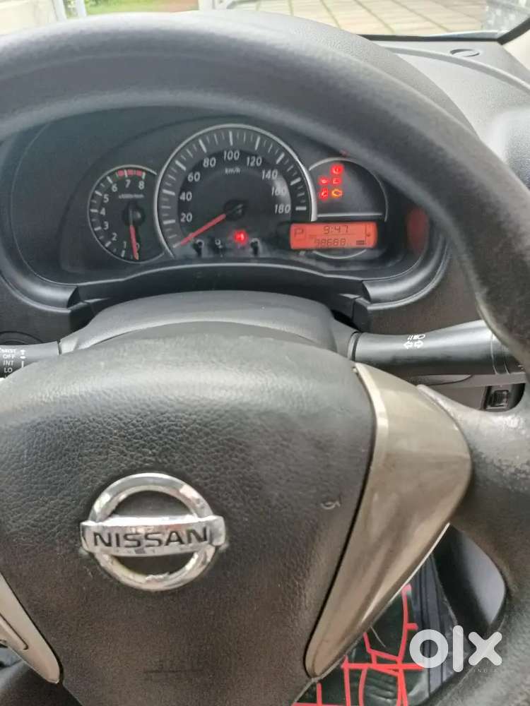 Nissan Micra 2016 Petrol 98688 Km Driven