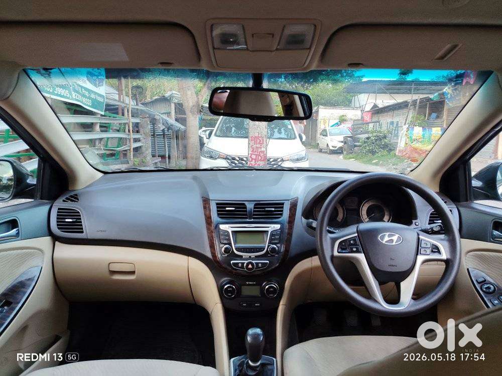 Hyundai Verna Fluidic 1.6 Vtvt Sx, 2012, Petrol