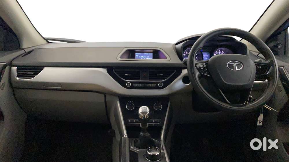 Tata Nexon 1.2 Revotron Xt, 2018, Petrol
