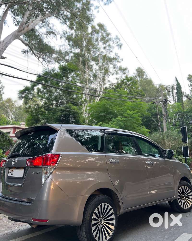Toyota Innova Crysta [ ] 2.4 Zx At 7 Str, 2022, Diesel