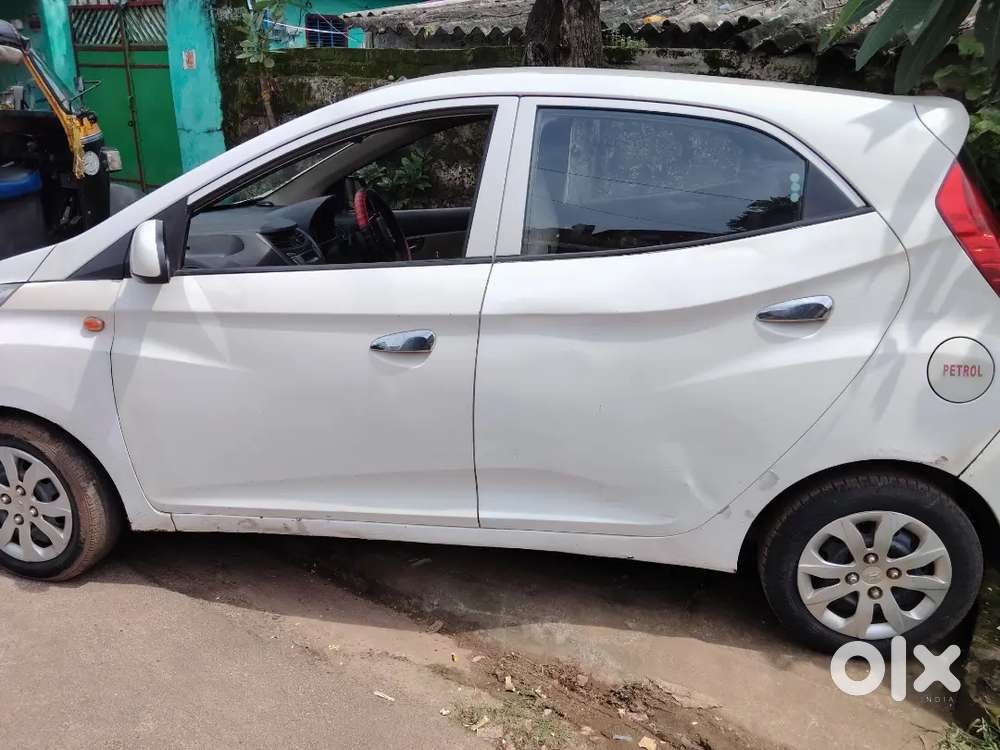 Hyundai Eon 0.8 Sportz 2012 Second Owner