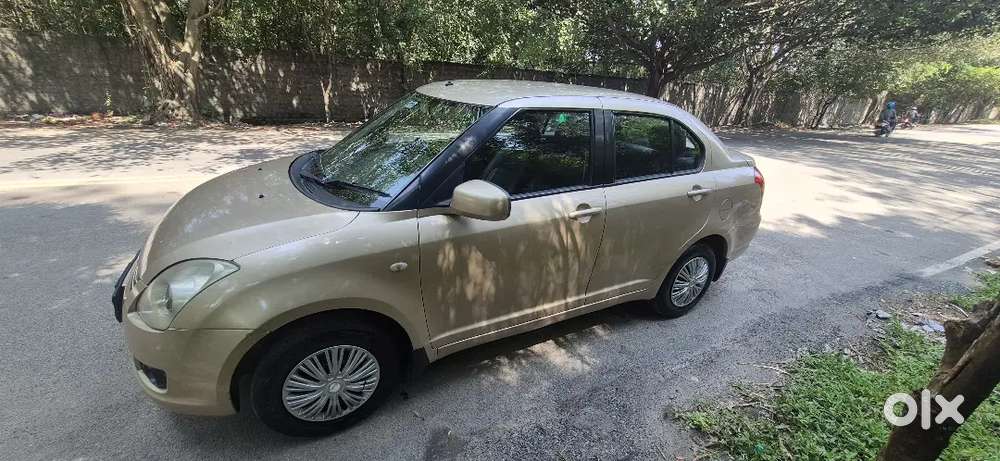 Maruti Suzuki Dzire 1.2 Vxi 2011