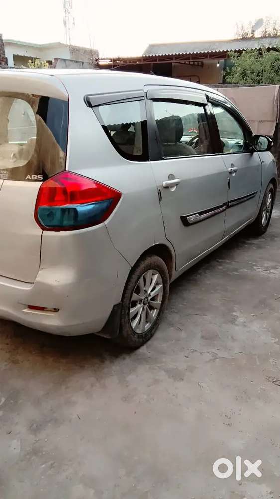 Maruti Suzuki Ertiga 2013/december 2013