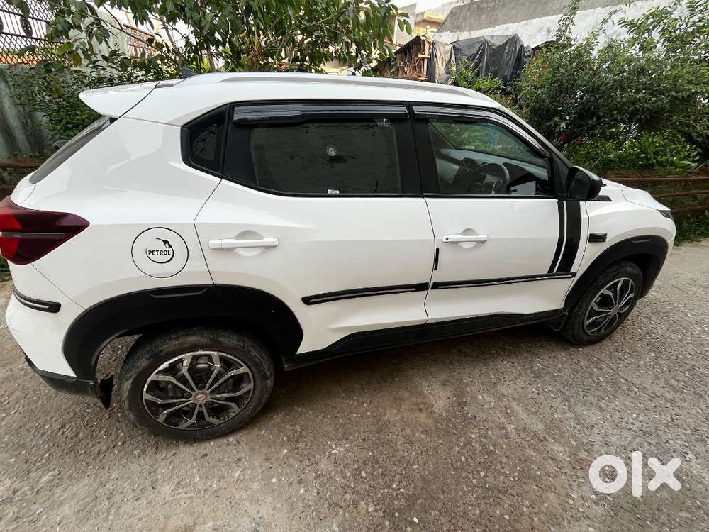 Well-maintained Magnite Under Warranty