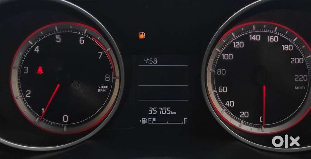 Maruti Suzuki Swift 1.2 Vxi (o), 2023, Petrol