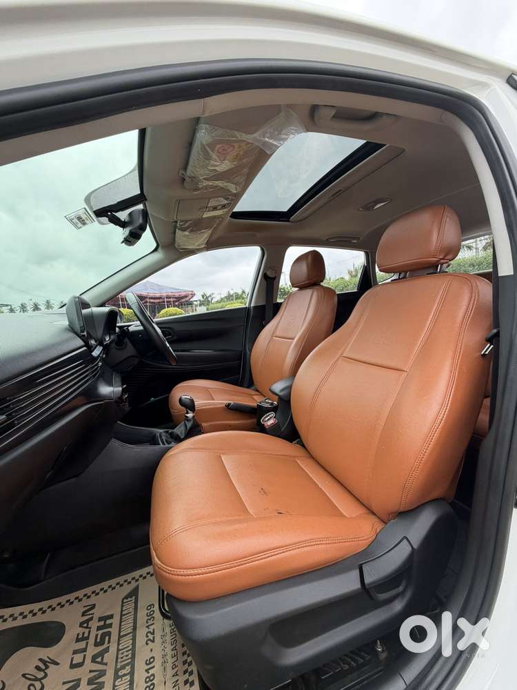 Hyundai I20 Asta (o) 1.2 Mt, 2021, Petrol