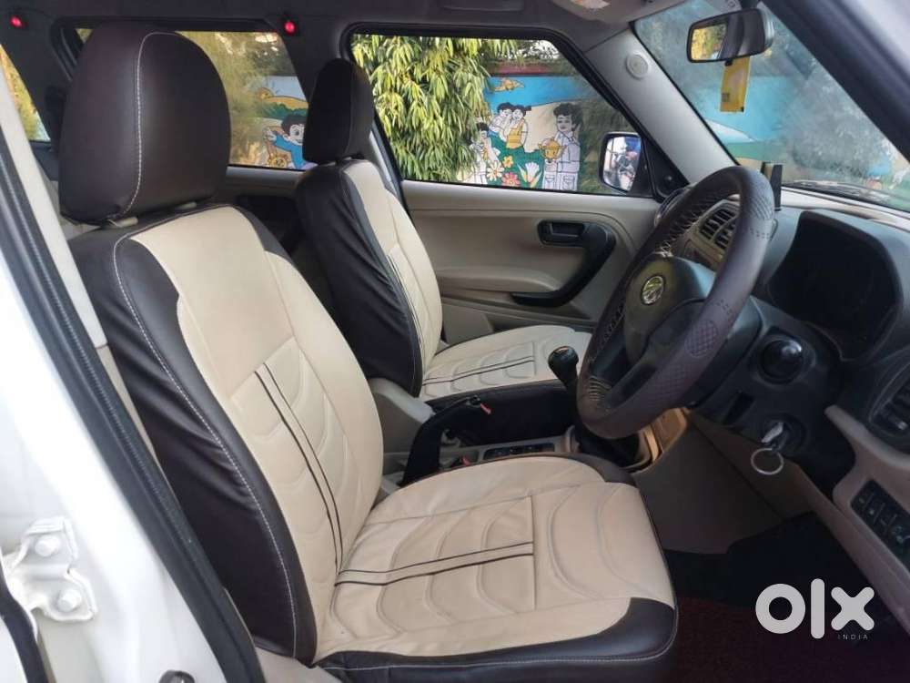 Mahindra Tuv 300 T6 Plus, 2017, Diesel