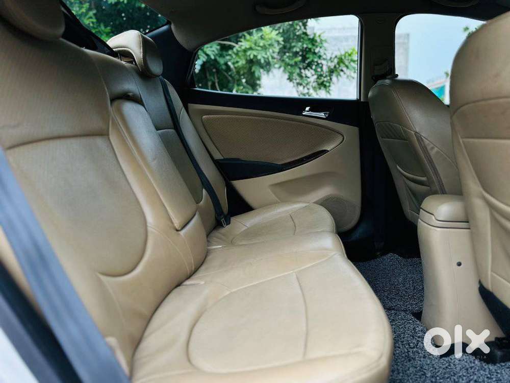 Hyundai Verna 1.6 Sx Crdi (o) At, 2015, Diesel